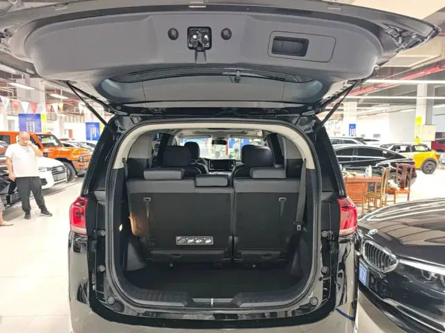 GAC Trumpchi M8 — Фото автомобиля 18