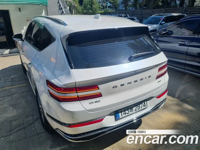 Genesis GV80 — Фото автомобиля 4