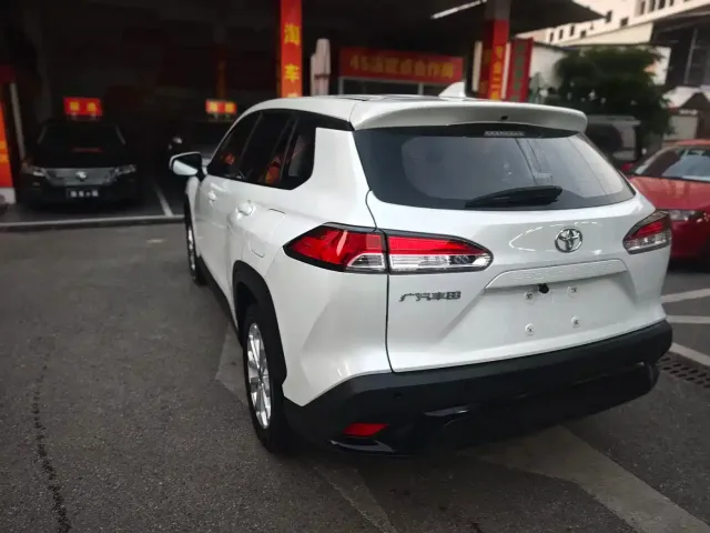 Toyota Frontlander — Фото автомобиля 7
