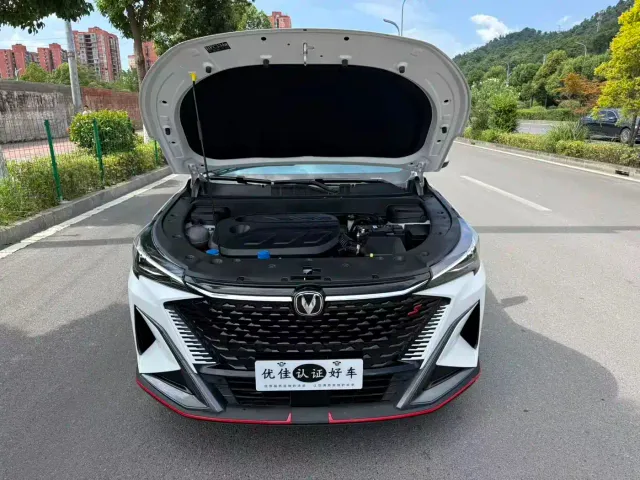 Changan X5 Plus — Фото автомобиля 8