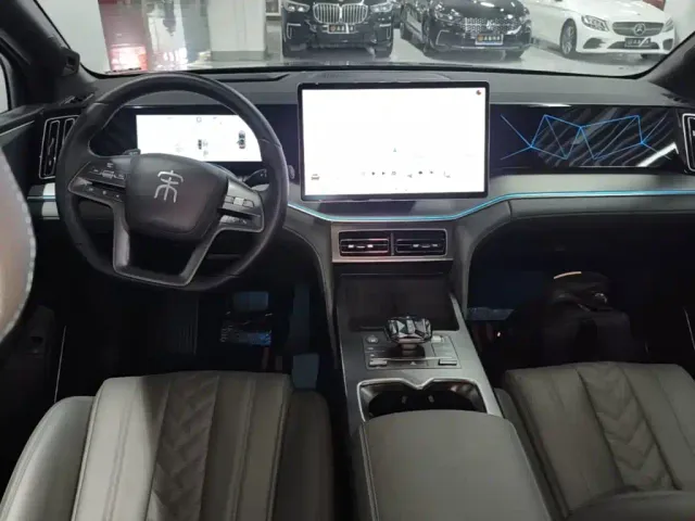 BYD Song L DM-i — Фото автомобиля 9