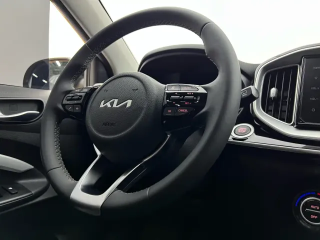 Kia KX1 — Фото автомобиля 18