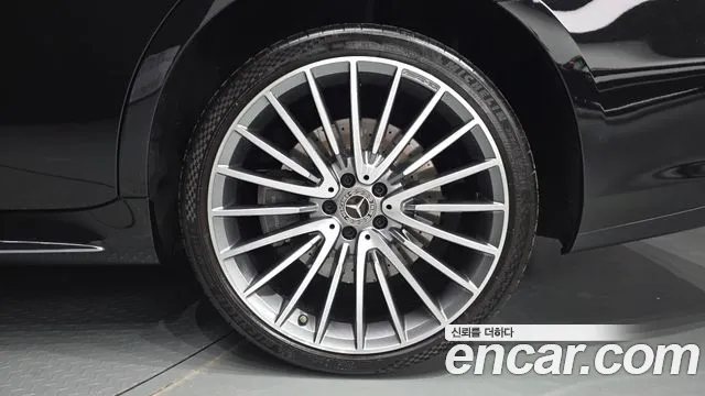 Mercedes-Benz S-Class W223 — Фото автомобиля 6