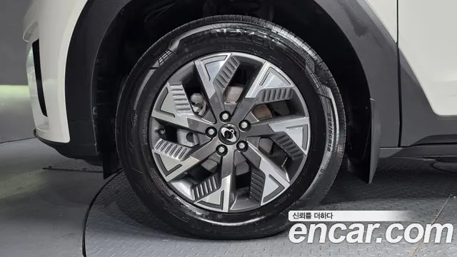 KGM Torres EVX — Фото автомобиля 5