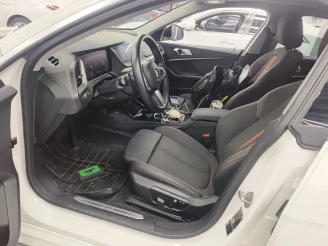 BMW 2 Series — Фото автомобиля 14