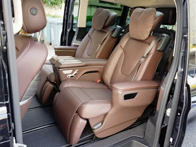 Mercedes-Benz V-Class — Фото автомобиля 11