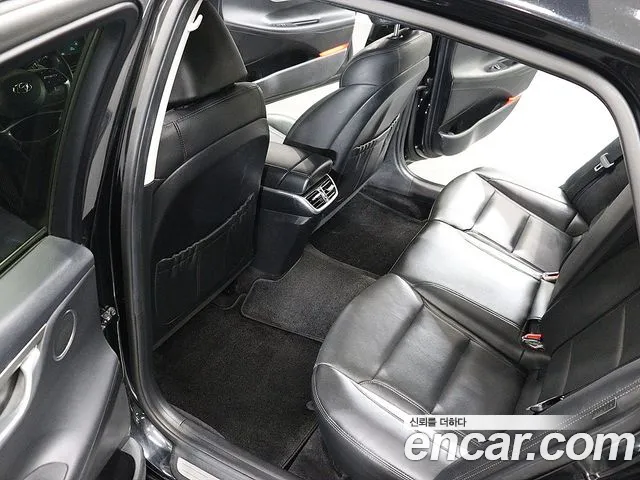 Hyundai Grandeur New — Фото автомобиля 16