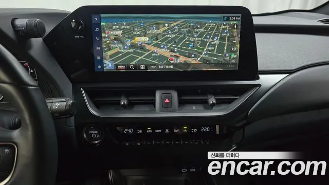 Lexus UX — Фото автомобиля 13