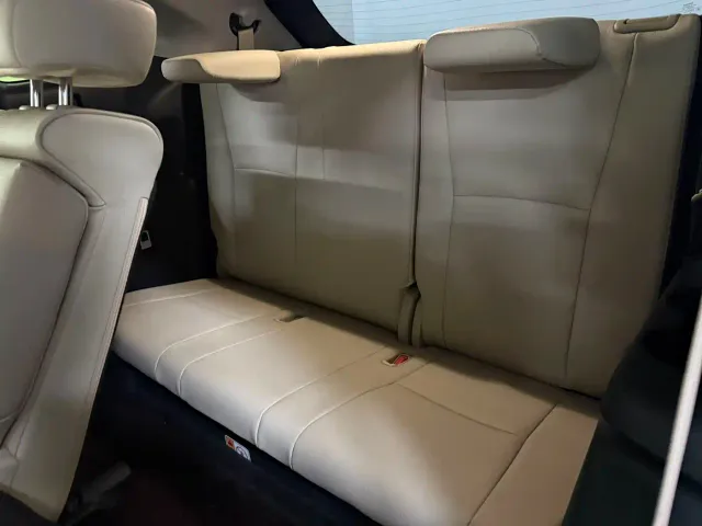 Toyota Highlander — Фото автомобиля 16