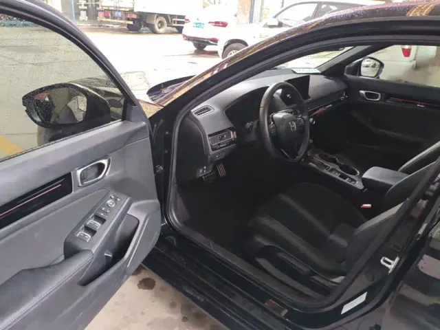 Honda Civic — Фото автомобиля 15