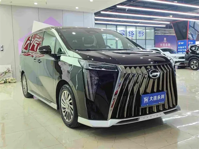 GAC Trumpchi M8 — Фото автомобиля 3
