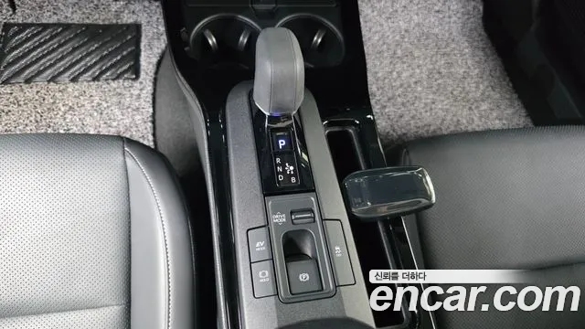 Toyota Prius 5th Gen — Фото автомобиля 9