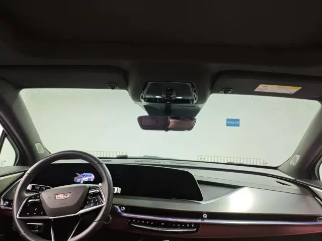 Cadillac XT5 — Фото автомобиля 12