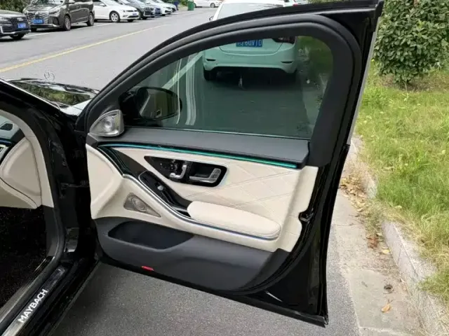 Mercedes-Benz Maybach S-Class — Фото автомобиля 9