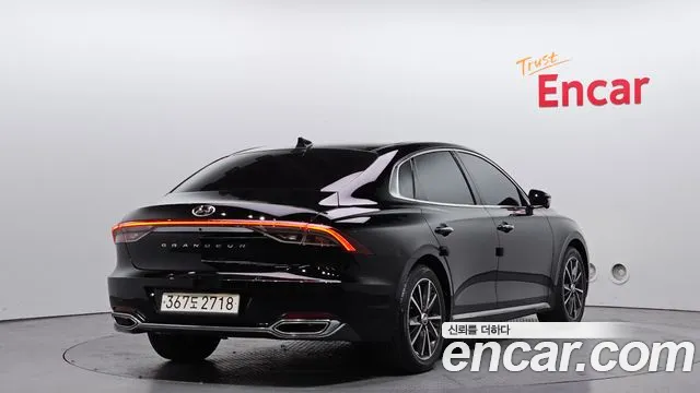 Hyundai Grandeur Новый Grandeur IG — Фото автомобиля 2