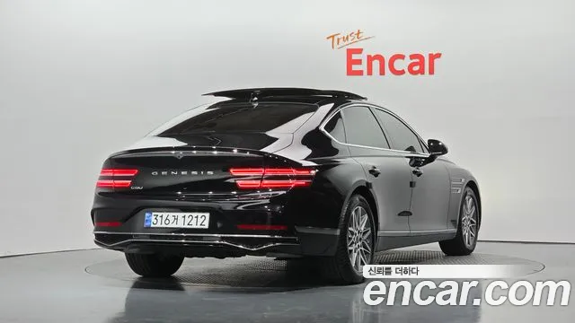Genesis G80 RG3 — Фото автомобиля 2
