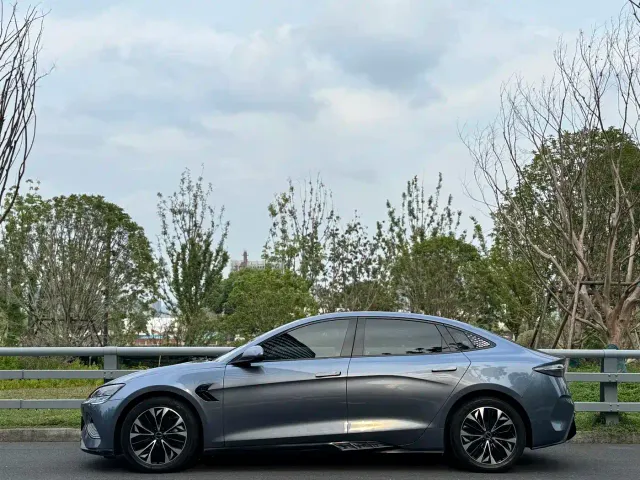 BYD Seal 2022 550km Standard Range RWD Elite — Фото автомобиля 10