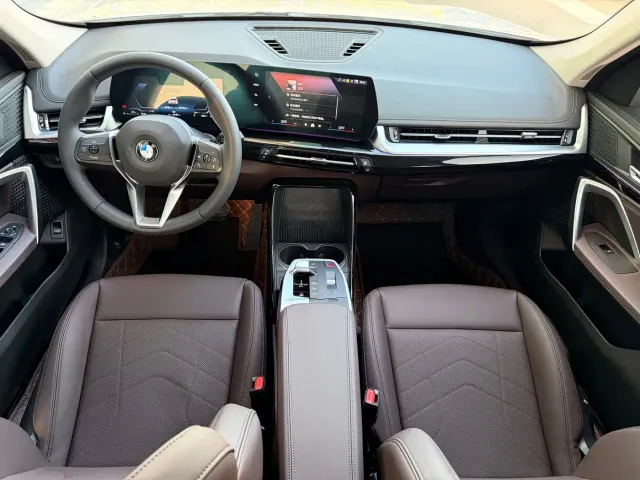 BMW X1 — Фото автомобиля 16