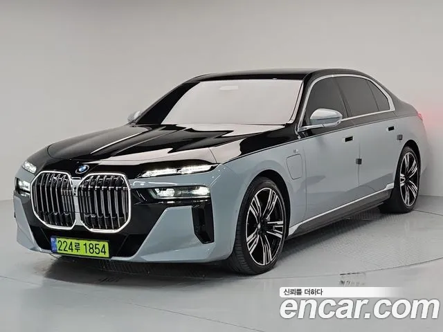 BMW 7-Series 7 серия (G70) — Фото автомобиля 2