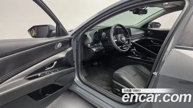 Hyundai Avante CN7 — Фото автомобиля 15