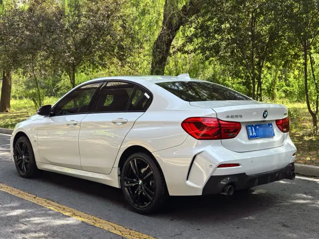 BMW 1 Series — Фото автомобиля 3