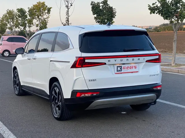 Hyundai Custo — Фото автомобиля 15