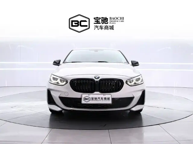 BMW 1 Series — Фото автомобиля 2