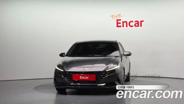 Hyundai Avante CN7 — Фото автомобиля 3