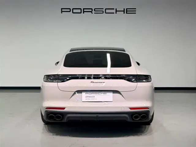 Porsche Panamera — Фото автомобиля 7