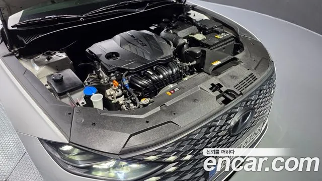 Hyundai Grandeur Grandeur (New) — Фото автомобиля 9