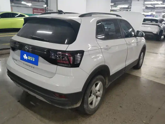 Volkswagen T-Cross — Фото автомобиля 3