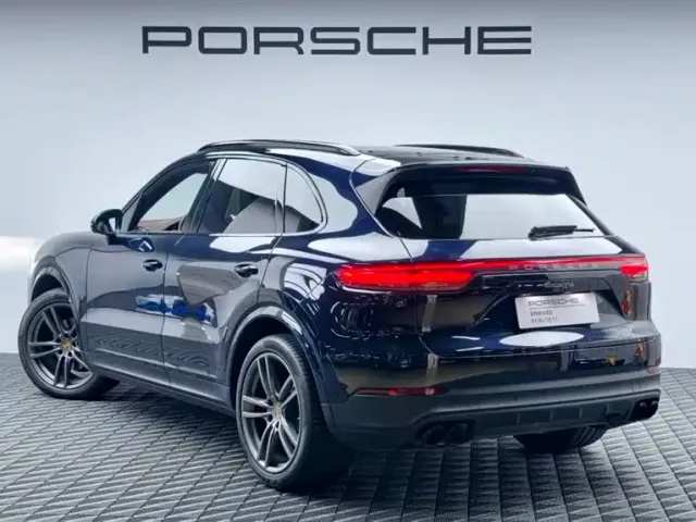 Porsche Cayenne — Фото автомобиля 6