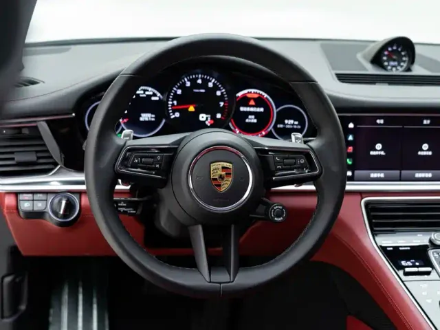 Porsche Panamera — Фото автомобиля 15