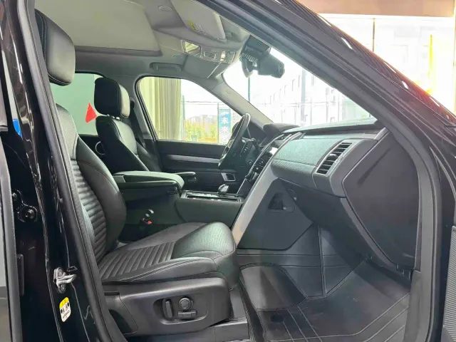 Land Rover Discovery — Фото автомобиля 8