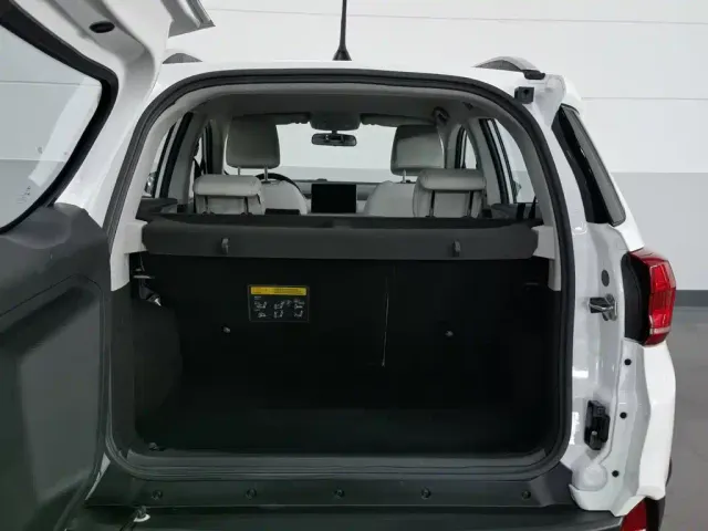 BYD Yuan Pro — Фото автомобиля 16