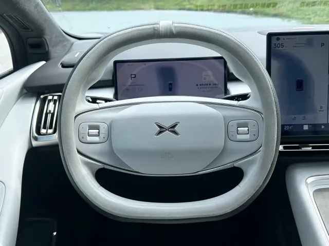 XPeng XPeng P7+ 2024 Ultra Long Range Max — Фото автомобиля 7