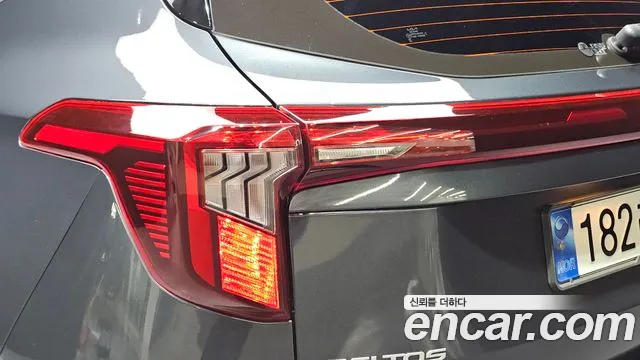 Kia Seltos New — Фото автомобиля 8