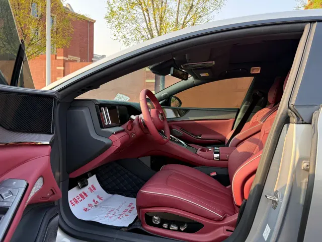 Denza Z9GT — Фото автомобиля 4