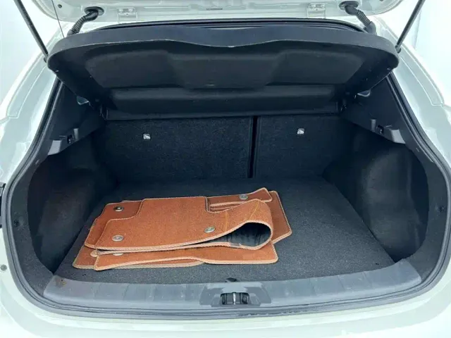 Nissan Qashqai — Фото автомобиля 12