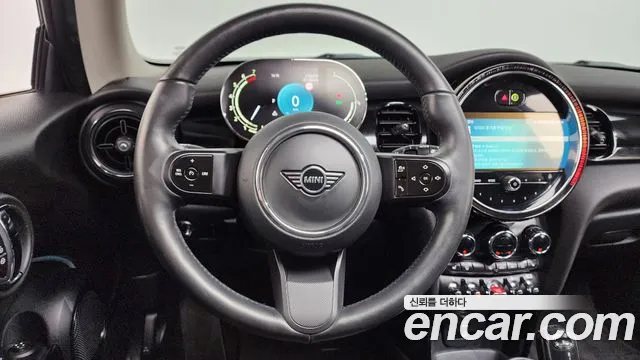 MINI Cooper — Фото автомобиля 12