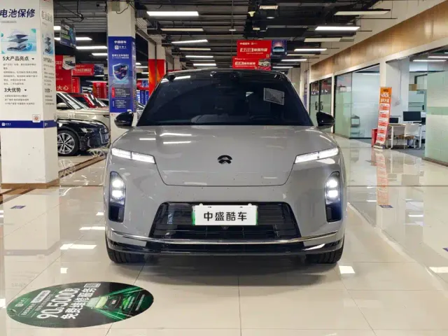 Nio ES8 — Фото автомобиля 2