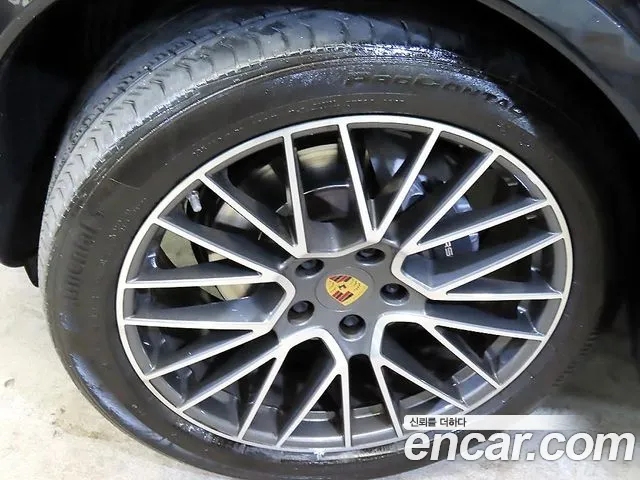 Porsche Cayenne PO536 — Фото автомобиля 19