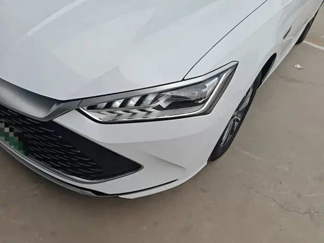 BYD Qin PLUS — Фото автомобиля 23
