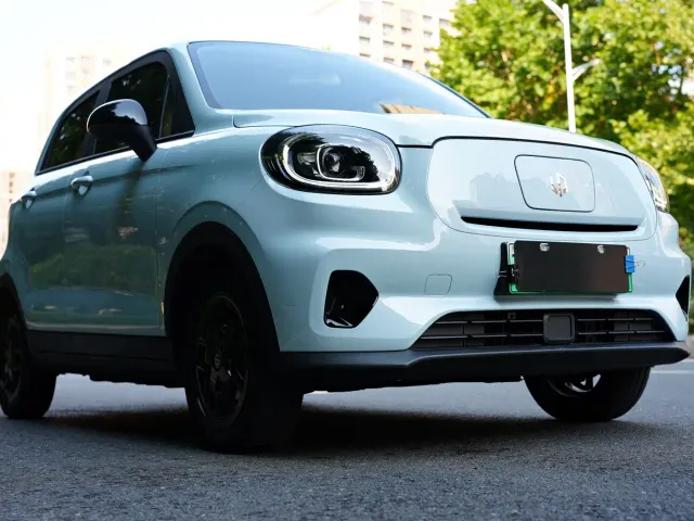 Leapmotor T03 — Фото автомобиля 5