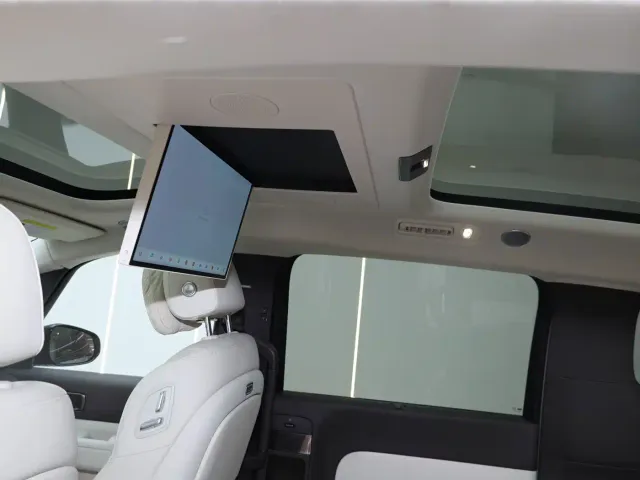 Li Auto MEGA — Фото автомобиля 13