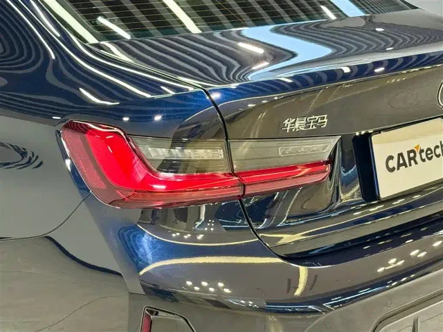 BMW 3 Series — Фото автомобиля 5