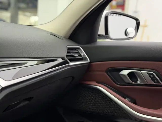 BMW 3 Series — Фото автомобиля 30
