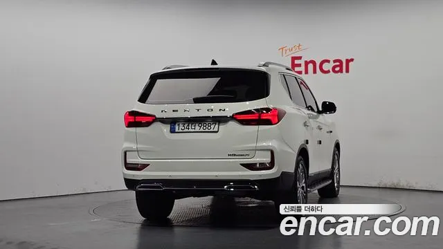 KG_Mobility_Ssangyong Rexton Rexton Arena Дизель 2.2 4WD — Фото автомобиля 4