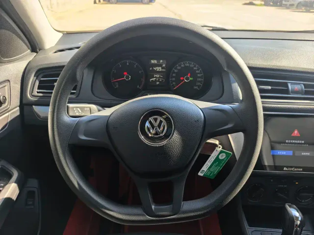 Volkswagen Lavida — Фото автомобиля 14