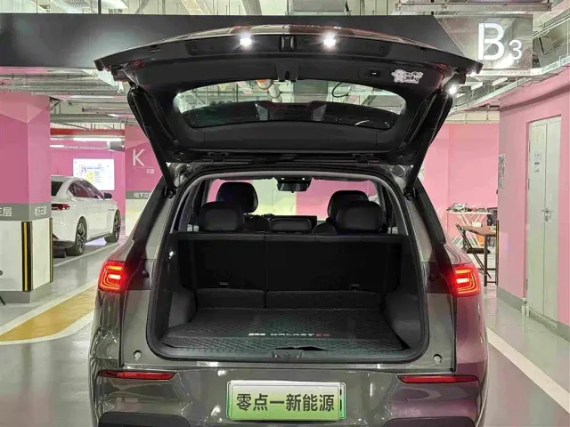 Geely Galaxy E5 — Фото автомобиля 7